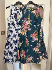 Ladies Size M 12 X2 IHOT