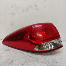 Kia Carens RP 2013-2016 Passenger Side N/S Outer Rear Tail Light Assembly