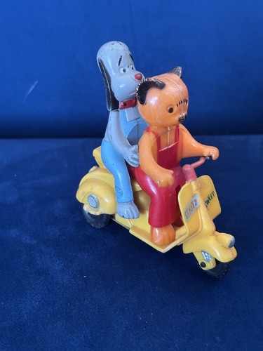 Marx plastic sooty and - and, sweep
