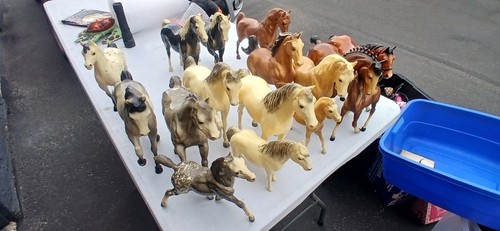 Huge breyer collection - huge, 16