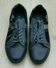 NEW: TU BROWN LEATHER CASUAL