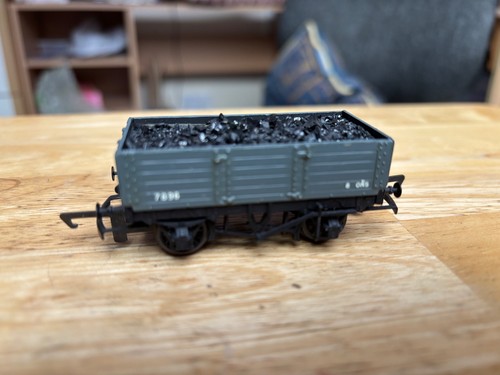 Gauge coal wagons - coal,