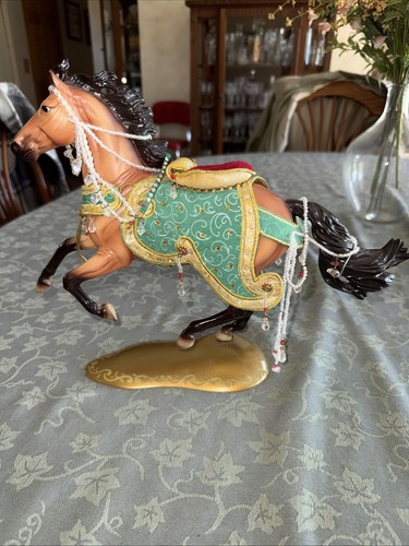 Breyer holiday saddle horse - saddle,