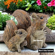 Squirrel Garden Ornament Mum And Baby Sitting With Acorn Lawn Patio Home Decor