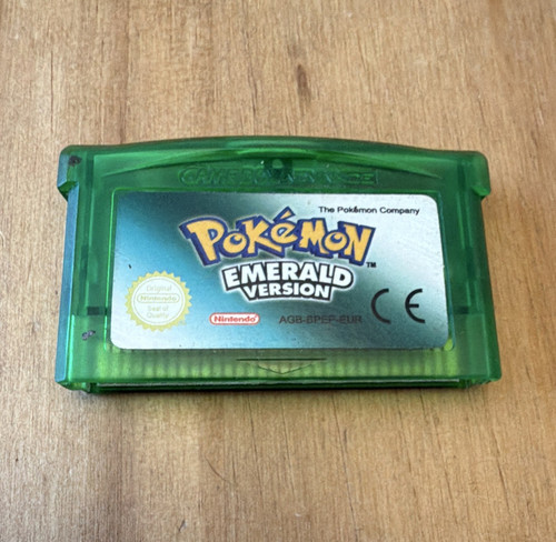Pokémon emerald version - emerald,