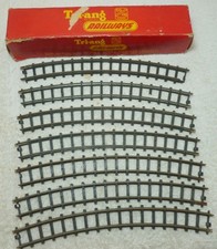Tri-ang R195 Curved Track