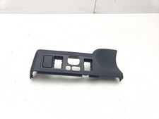 TOYOTA AVENSIS T270 HEADLIGHT