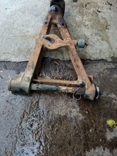 Trapezoid arm suspension left