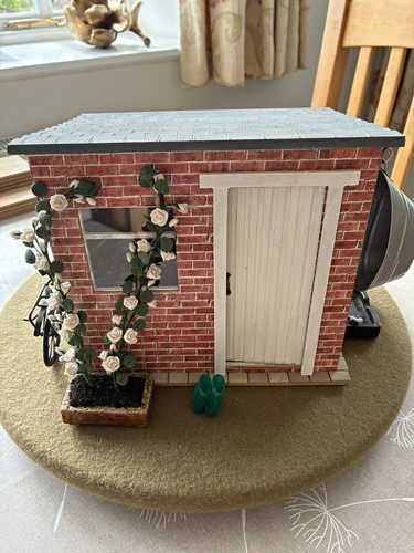 Miniature brick garden - brick,