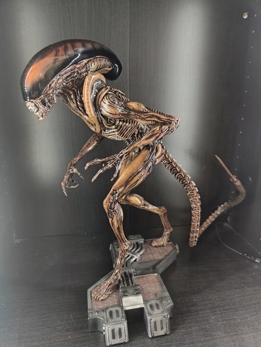 3109 studio alien - studio, 3