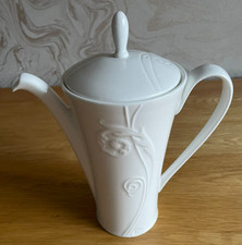 Wedgwood Nature Coffee Pot - 2
