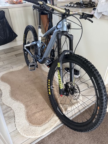 Giant trance 2023 - x, full