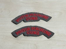 Pair of Motor Machine Guns Shoulder Cloth Shoulder Titles Badges