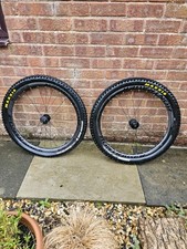 * price reduced for quick sale* Bontrager Line 30 Carbon MTB Wheelset 650b