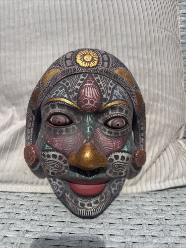 Handcrafted balinese wood - handcrafted,