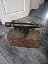 A QUALITY VINTAGE ELLIOTT BROS OF LONDON, BRASS CASED THEODOLITE. 