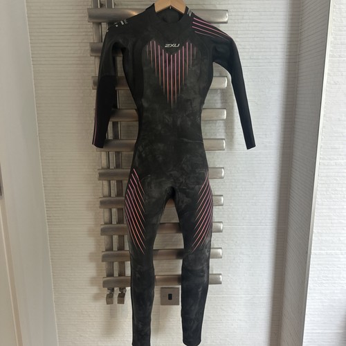 2xu propel wetsuit small - wetsuit,