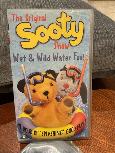 Sooty show wet and - sooty, show,