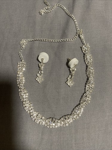 Diamond necklace and earring - necklace,