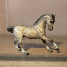 Breyer Stablemates Dapple Grey