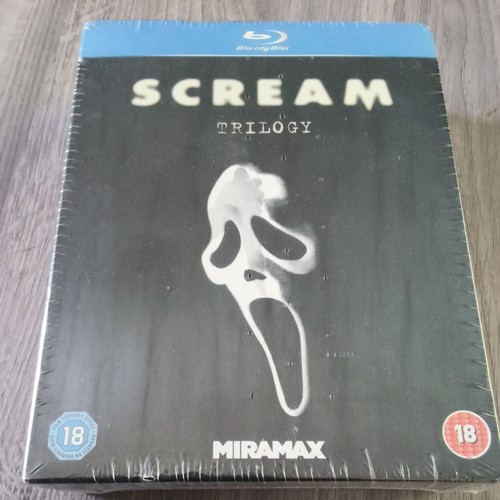 Scream trilogy - scream, set)