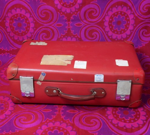 Vintage 1960s globe trotter - vintage,