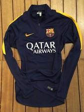 Clearance! Barcelona players