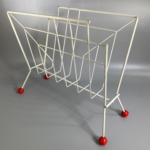 Vintage atomic wire metal - wire,