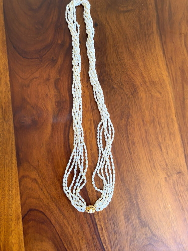 Multi strand baroque pearl - baroque,