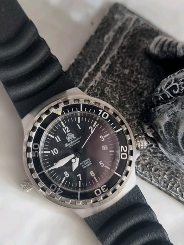 Automatic diving watch - automatic,
