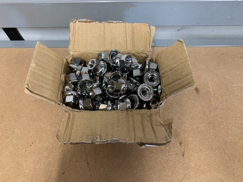 Job lot 10mm - 10mm, nuts
