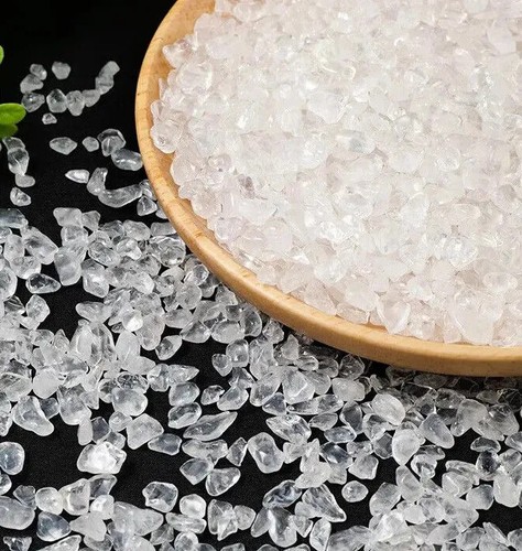 Clear quartz crystal - clear,