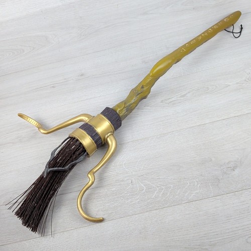 Harry potter nimbus 2000 broom - harry,
