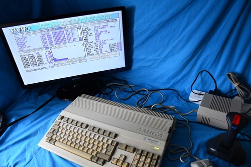 Commodore amiga 500 plus - commodore,