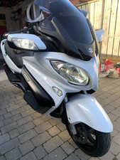 SUZUKI BURGMAN 650 EXECUTIVE