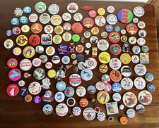 LARGE COLLECTION OF BADGES 