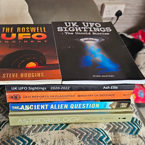 Ufo alien book - ufo,