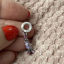 Disney Pandora Daisy Duck