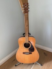 Yamaha F370 Acoustic Guitar - Natural - Hardly used (hence the sale..)