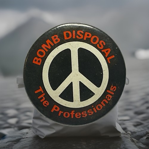 Vintage cnd peace button - peace,