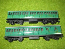 Hornby dublo pair - pair, of