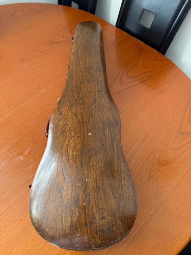 Old violin case - old,