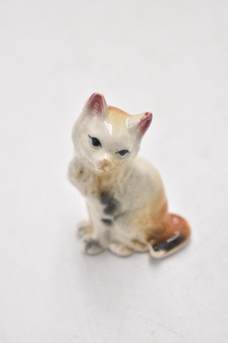 Vintage hand painted ginger - hand,