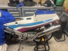 Honda Rc30 VFR750R  Seat Unit. Genuine Part . Needs Painting. Look