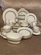Royal Doulton Rondelay 37 Piece Dinner and Tea Service