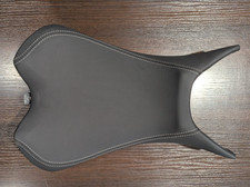 Genuine Triumph Street Triple 765 R/RS Low Seat - A9648073