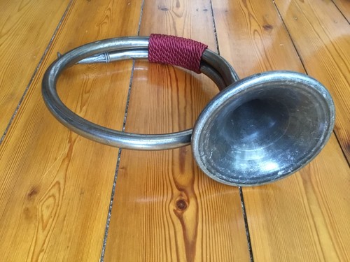 Vintage hunting horn zinc - hunting,