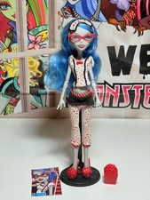 18) Monster High Doll