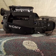 Sony Handycam CCD-FX200E Video