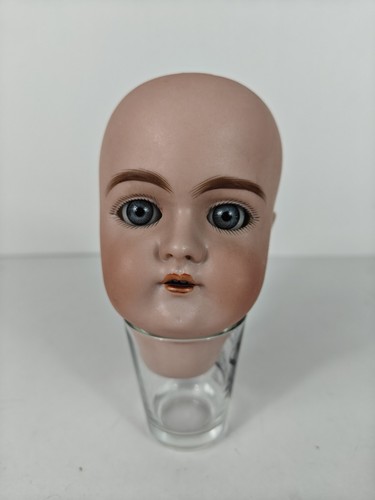 Antique heinrich handwerck - antique,
